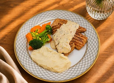 Chicken Fillet With Terragon Sauce | Al Alwaan foods